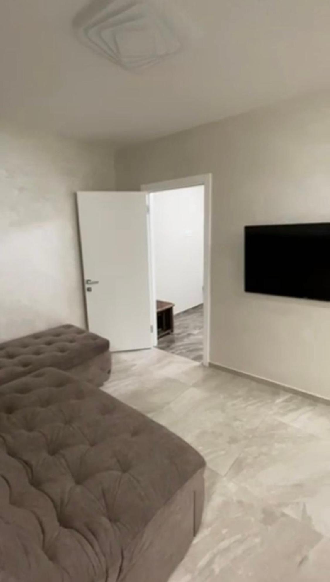Apartment New Building In Center Dnipro Esterno foto